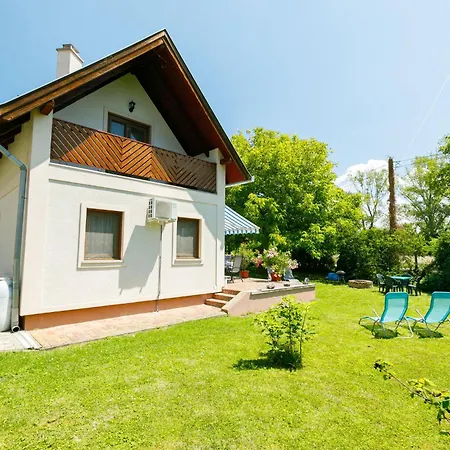 Апартаменты Junglans 3 By Interhome